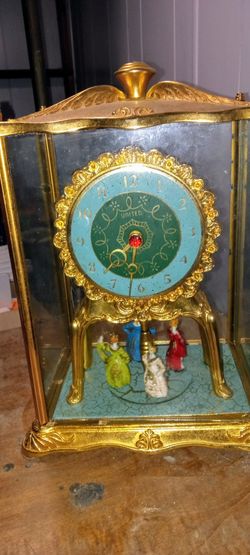 Vintage  Gold  Mantle Clock