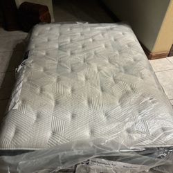 Queen Mattress 