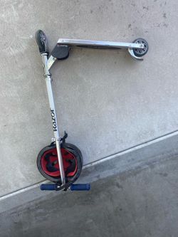 Razor scooter