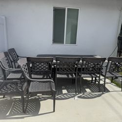 8 Person Iron Metal Dining Set With Cushions 