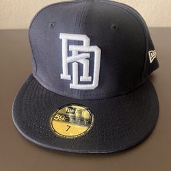 NEW World Baseball Classic New Era Dominican Republic Size 7 Fitted Navy Blue Hat