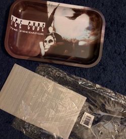 Ice cube rolling tray