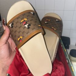 Gucci & Uggs 