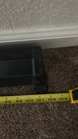 Projector screen and wall brackets