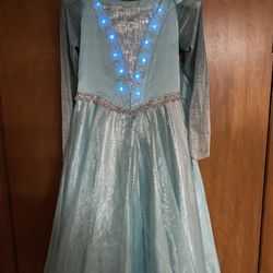 Disney Frozen Elsa Princess Queen Light Up Dress - Size 10
