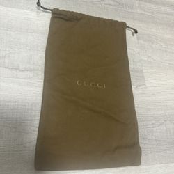 💯 Authentic Gucci Shoe / Dust Cover 