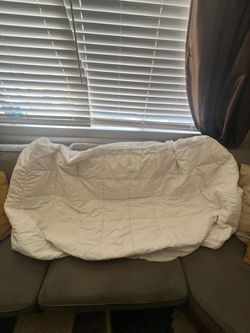 $8- Twin/Twin XL Mattress Cover
