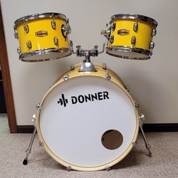 5-PIECE DONNER FULL SIZE ACOUSTIC DRUM KIT YELLOW - DDS520