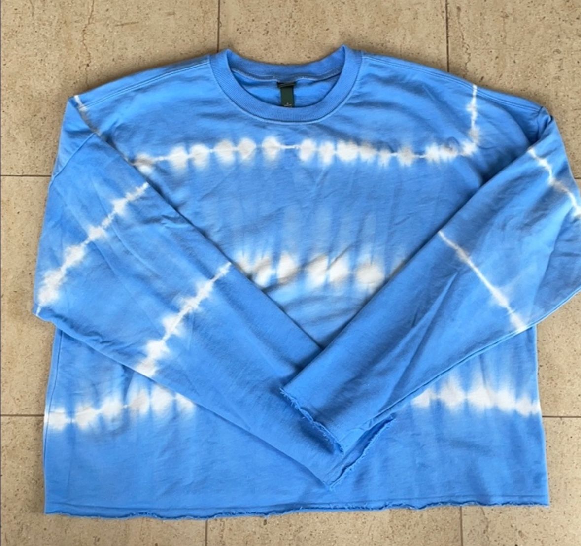 Target Wild Fable Blue Tie Dye Sweatshirt Crop S