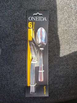 Oneida spoons new! Set of 6