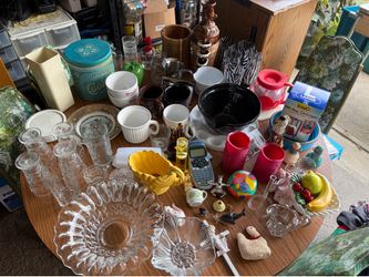 Tons of glassware , vintage , mcm