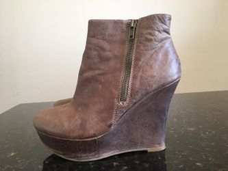 ALDO Brown Leather Ankle Boot--Size 7M