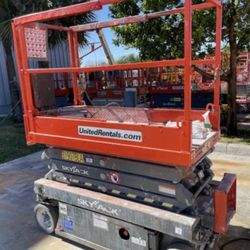 Skyjack 19’ Electric Scissor Lift 