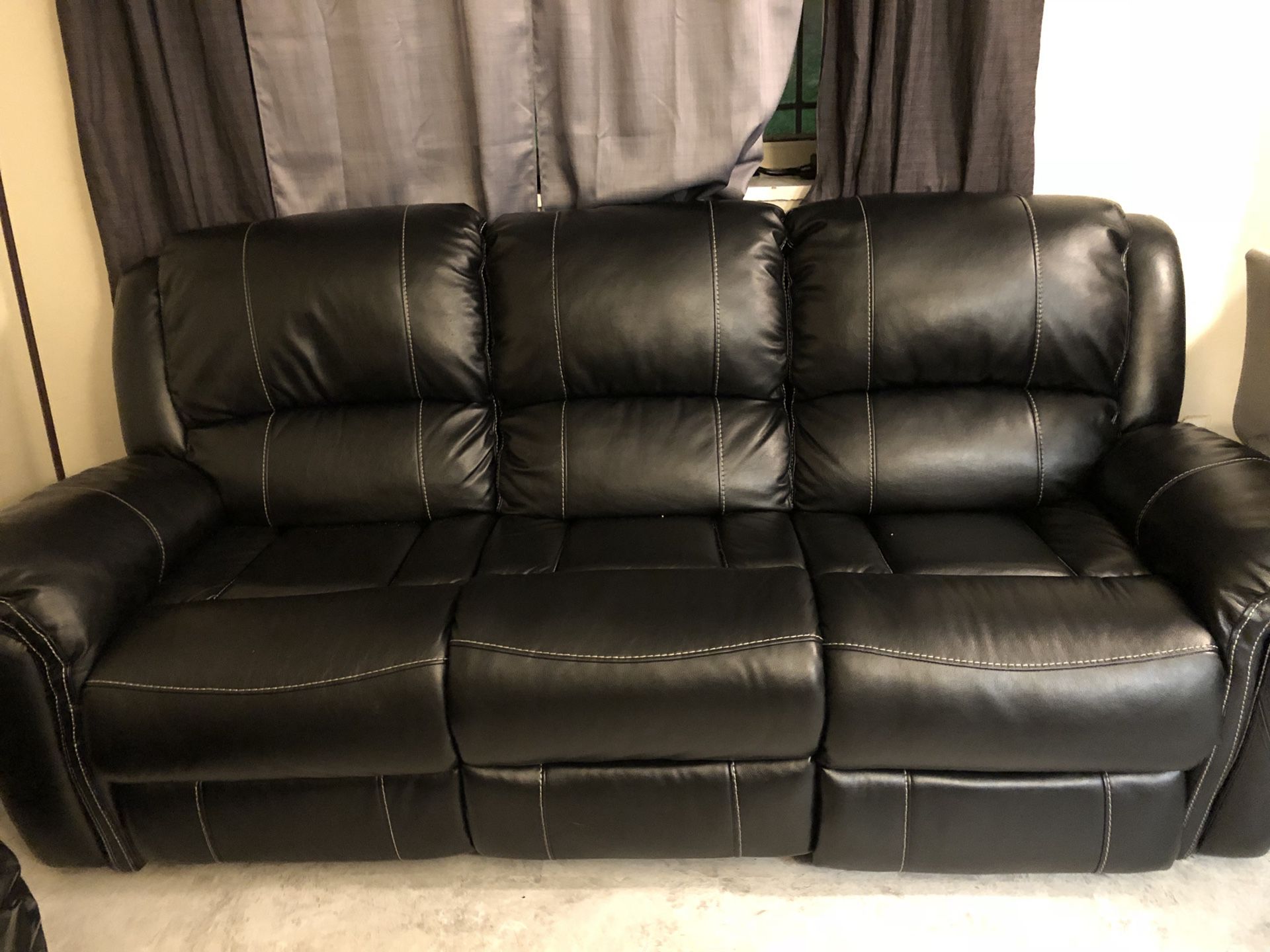 Black Leather Twin Recliners Sofa