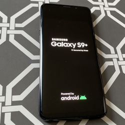Samsung galaxy s9 plus (64 Gb)unlocked , Sold with store warranty 