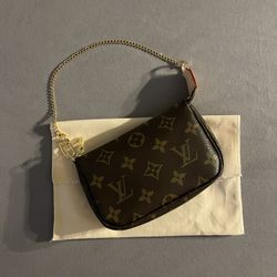 BRAND NEW - Louis Vuitton Mini Pochette