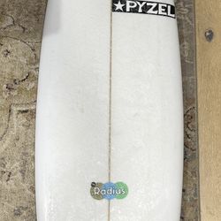 Pyzel Radius 5’10”