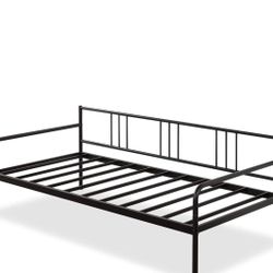 Daybed With Mattress 