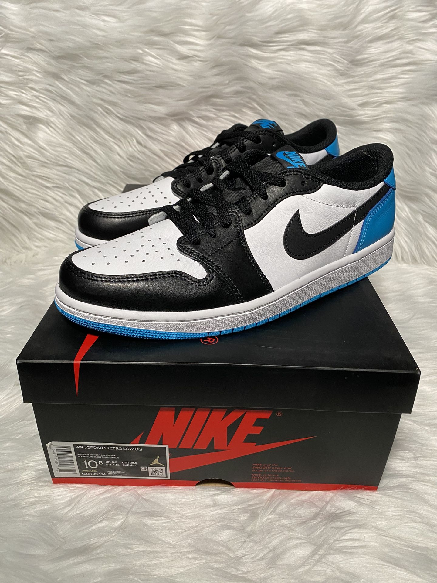New 2022 Air Jordan 1 Retro Low Size 10.5