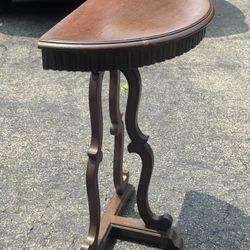 Imperial end table Grand Rapids certified GREAT CONDITION! 