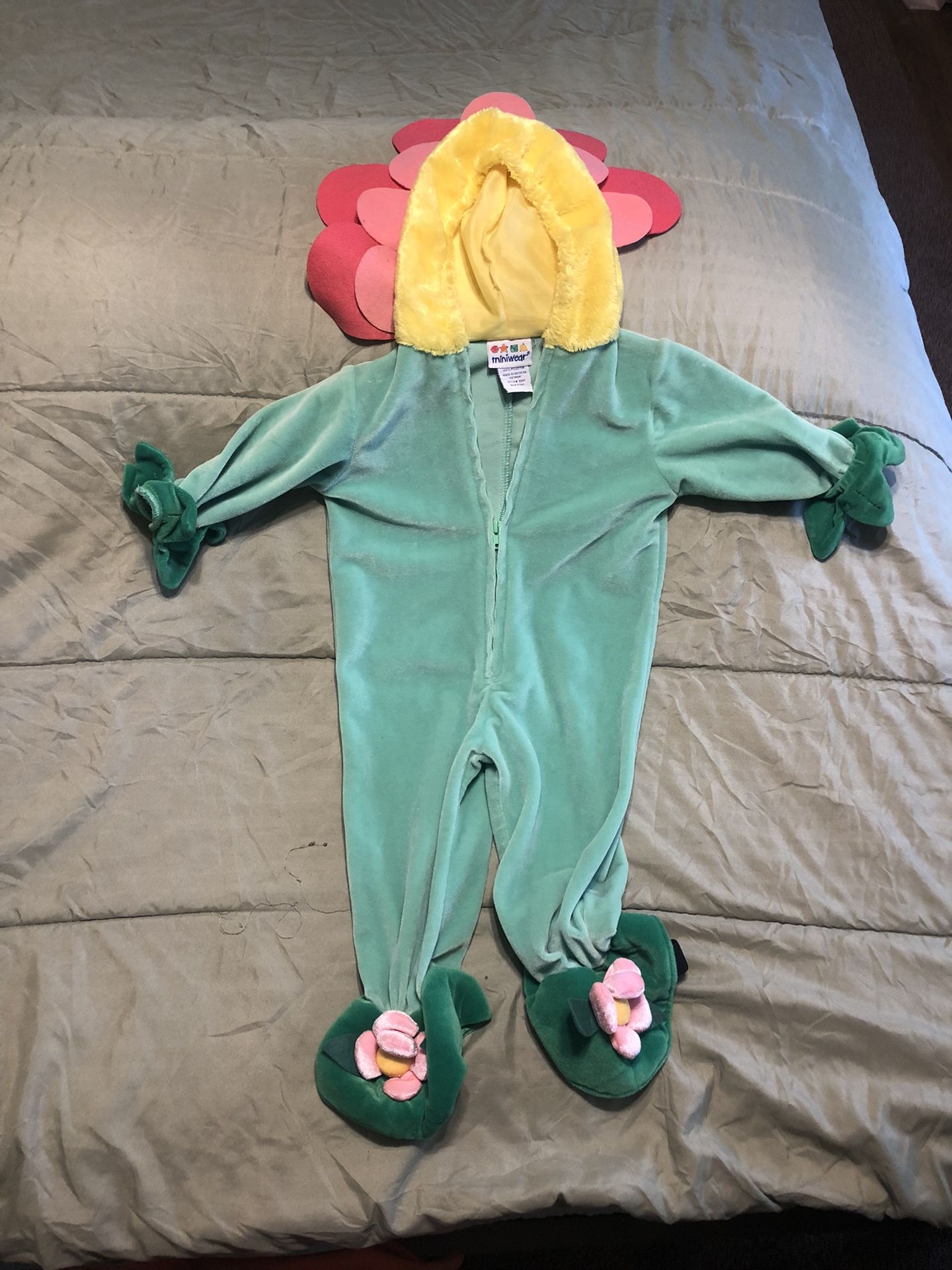 Mini Wear Flower Halloween Costume Size 12 Months