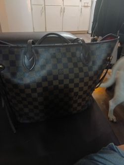 MM Louis Vuitton Neverfull purse