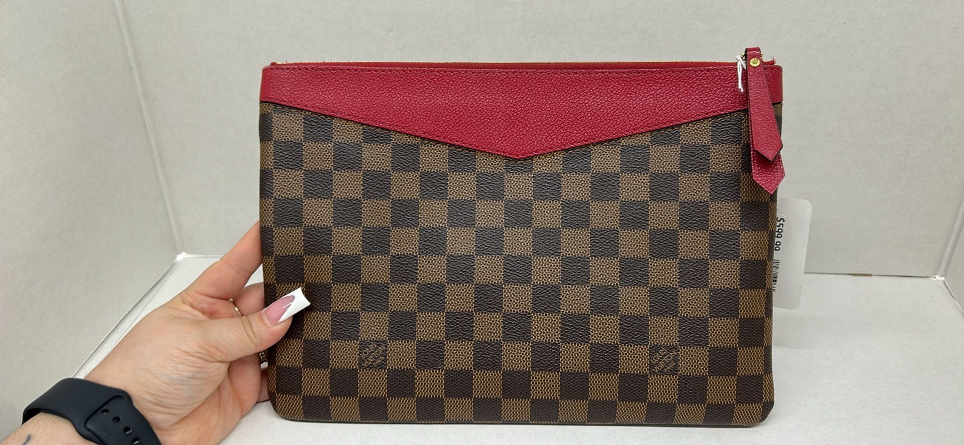 Louis Vuitton Daily Pouchette