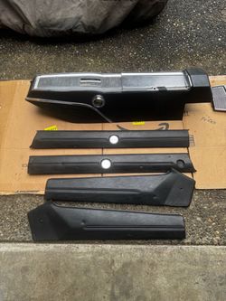 1968 Dodge Charger Console & Upper Door Panels