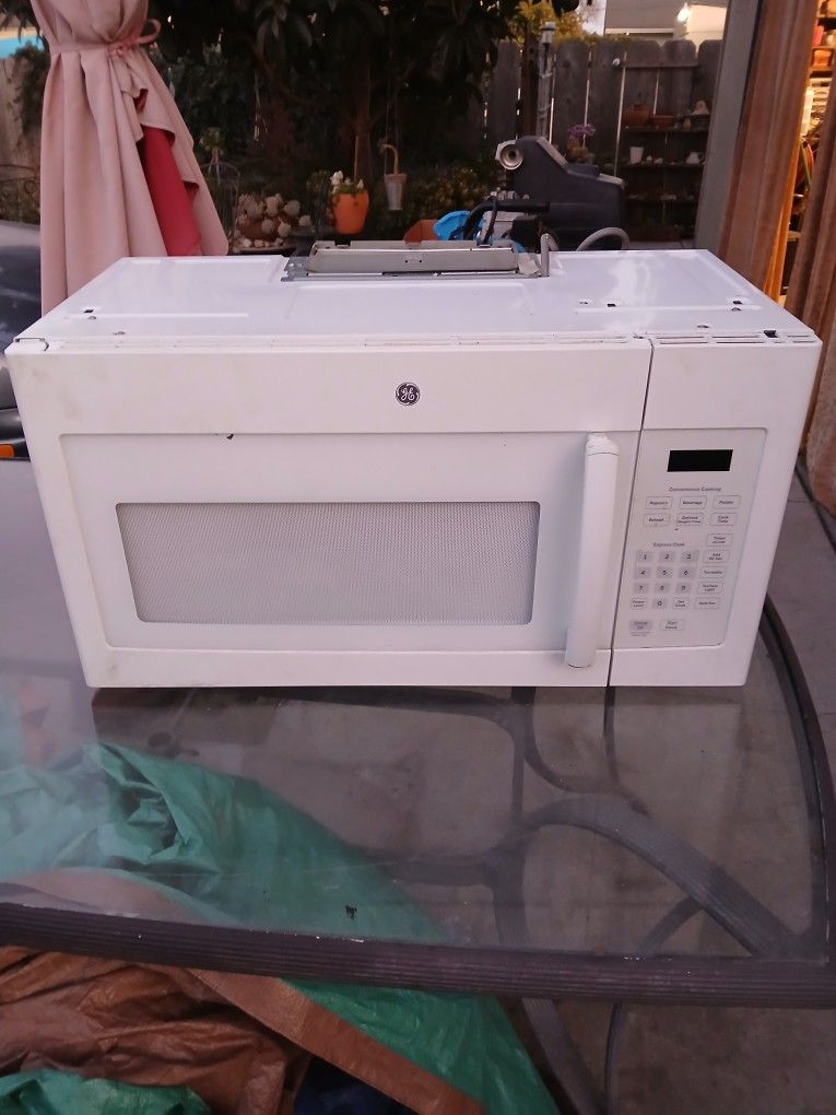 Microwave