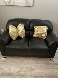 2 Golden Xmas Decorative Pillows 