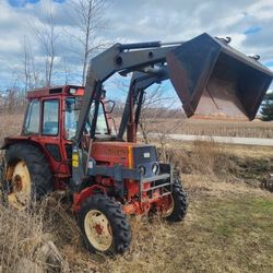 56 Horse Air Cooled Tractor With Cab & Loader