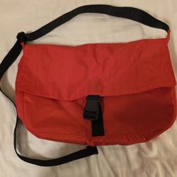 NEW BAGGU Messenger Bag Candy Apple