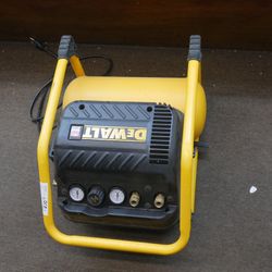 dewalt DWFP55130 AIR COMPRESSOR PRE OWNED 865376-1 