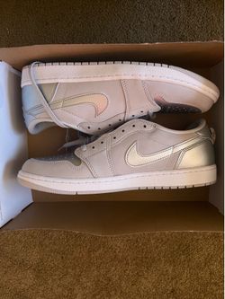 Jordan• 1 Retro OG in Neutral Grey, Metallic Silver Sz 13