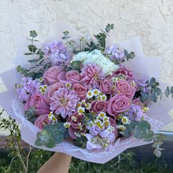 Beautiful mix bouquet For Any occasion Birthday wedding anniversary 