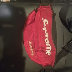 SUPREME COOL PACK AUTHENTIC AND NOT USED