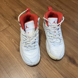 Jordan 12 FIBA size 5.5 boys