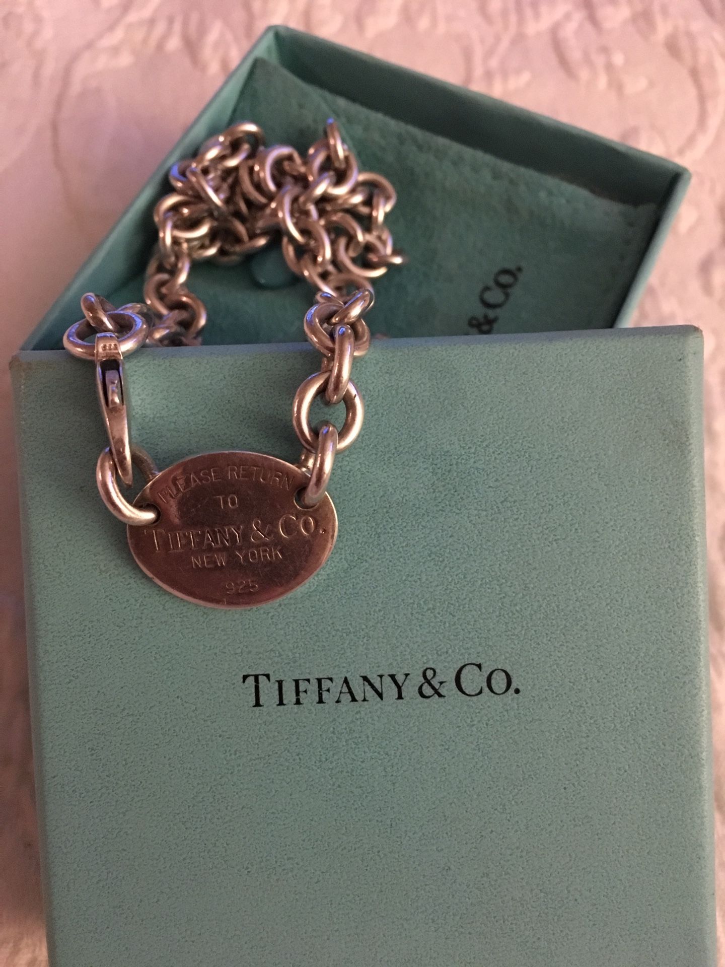 Authentic Return to Tiffany & Co Oval Tag Chain Necklace