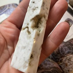 Snow White Druzy Agate Obelisk Tower 
