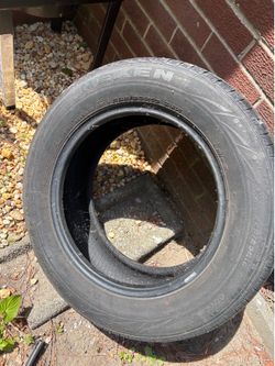 Tire 225/65 R16