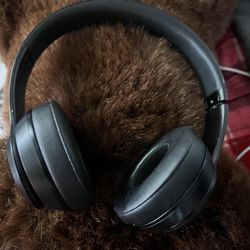 Beats by Dr. Dre Solo3 On Ear Wireless Headphones - Black