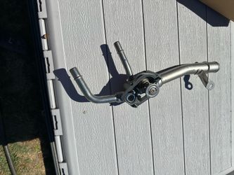 GM thermostat assembly