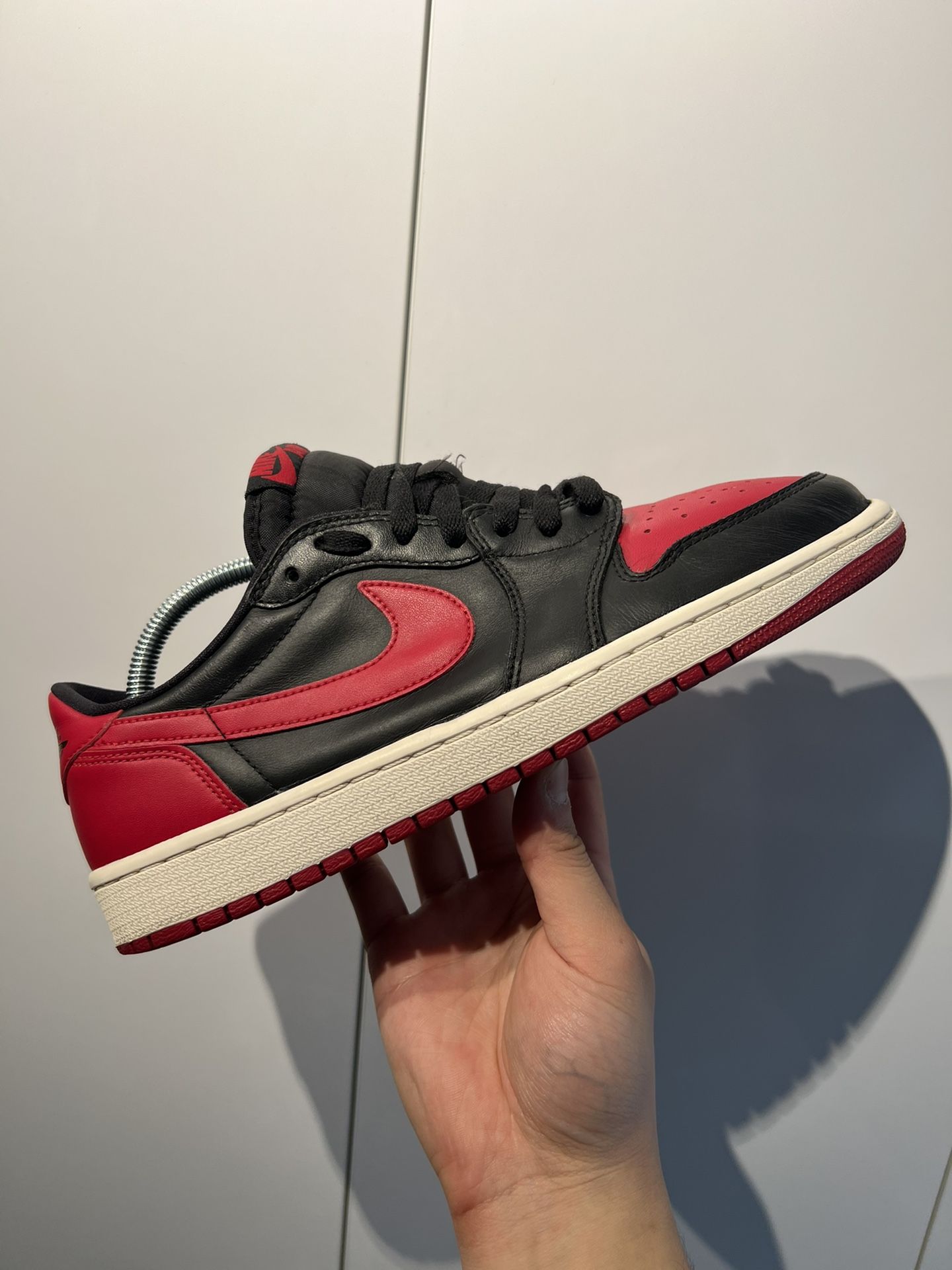 JORDAN RETRO LOW “BRED” 2015 OG SIZE 9.5