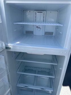 2025 model refrigerator household 18 cubics garage fridge freezer works excellent! (Free local delivery)