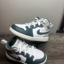 Toddler Jordan 1 Mid White/oxidized Green-Sail