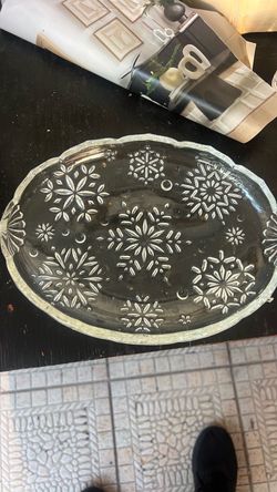 Mikasa Crystal Snowflake Sweet Dish Dessert Tray Candy Dish Oval 9.5" x 7"