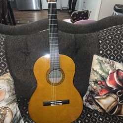 Yamaha Classical Guitar for Students, Natural, 3/4 Size! 