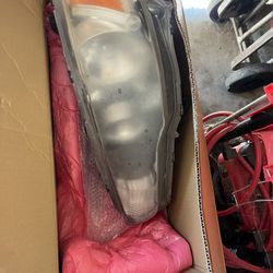 08-17 LANCER HEAD LIGHTS