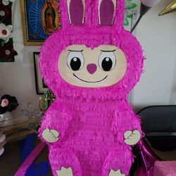 Piñata Labubu $35