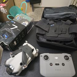 Selling All Together Gopro Hero 7 Black 4k dji mini pro